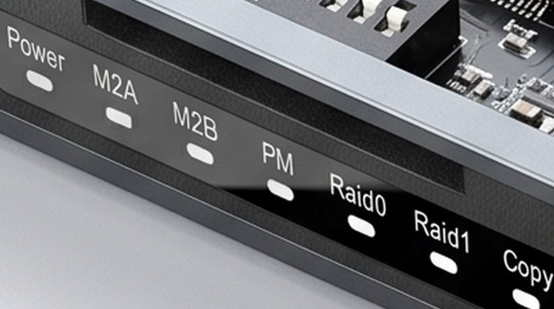 Mirroring two SSDs automatically: how to make a backup without software